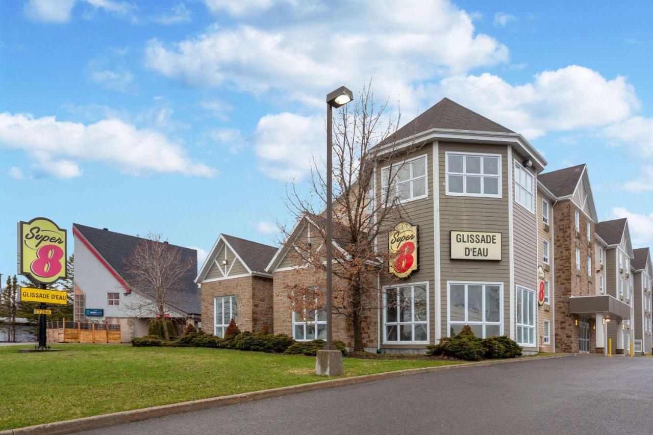 Super 8 By Wyndham Québec Eksteriør billede